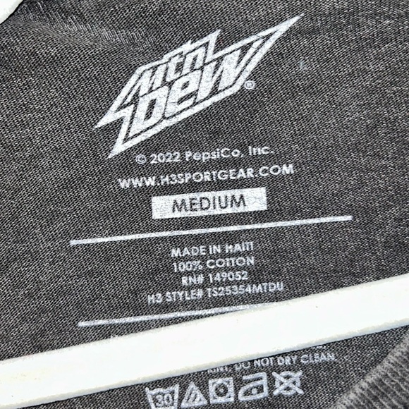 Mountain Dew Pepsi Co Racing Graphic T-Shirt Soda Art Design Top Unisex Medium! - Picture 3 of 3